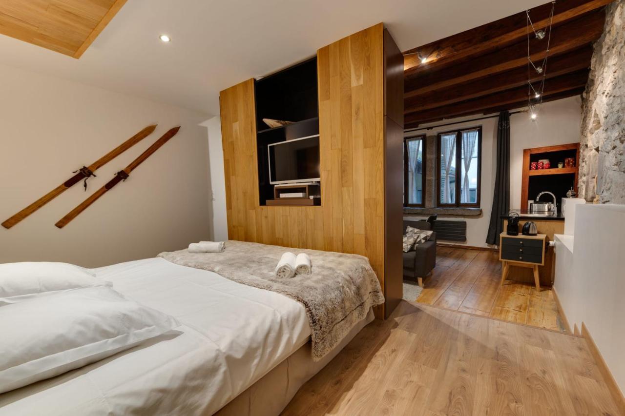 La Cour Filaterie - Suite Au D'Annecy Pdj En Option 외부 사진